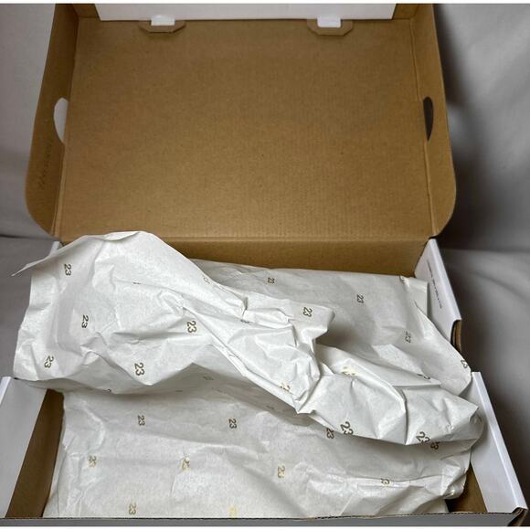 Size 8 - Wmns Air Jordan 1 Mid Grey Fog Women's Shoes - Picture 10 of 12